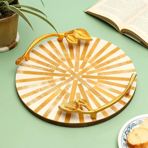 METAL GOLDEN HANDLE ROUND MULTIPURPOSE TRAY