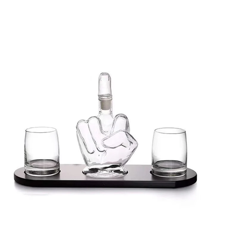 MIDDLE FINGER DECANTER + 2 GLASS + WOODEN TRAY