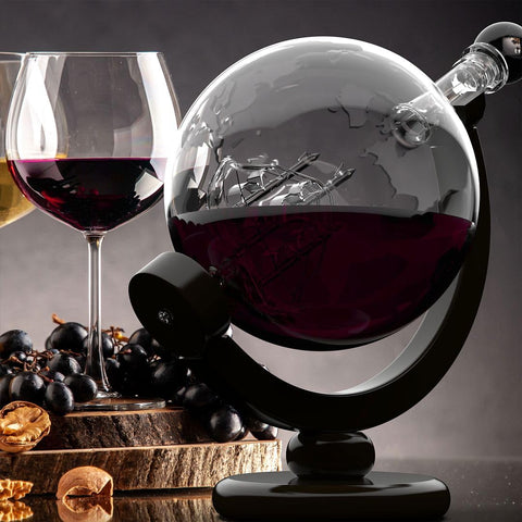 GLOBE WHISKEY DECANTER - PACK OF 1