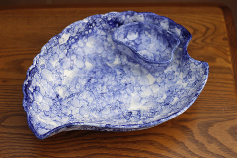 BLUE LEAF PLATTER WITH DIP BOWL